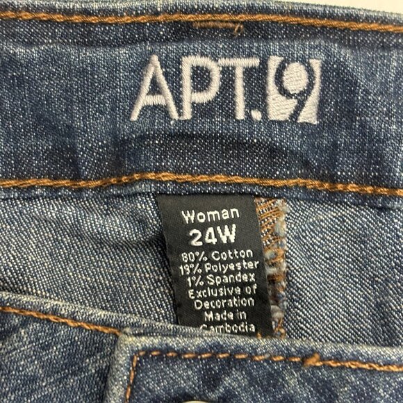 NEW Apt. 9 Maxwell Fit Bootcut Mid Rise Capri Women's size 24W Dark Blue Jeans - Picture 2 of 3